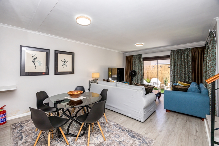 2 Bedroom Property for Sale in Parklands Western Cape